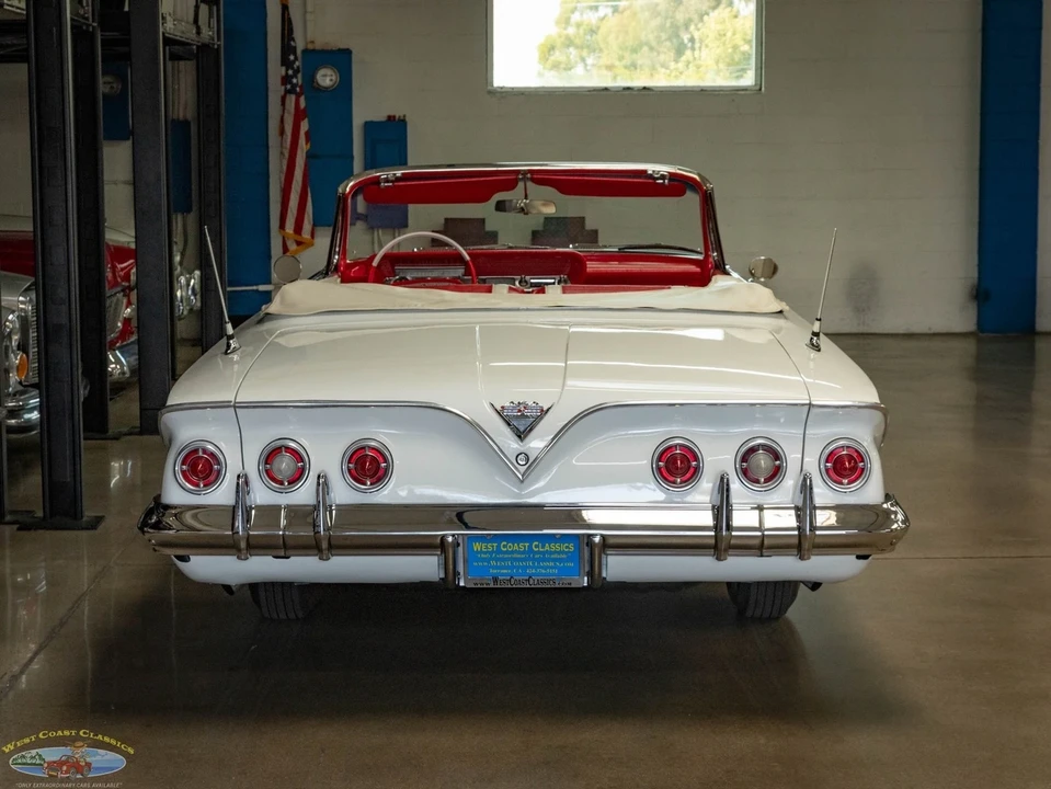 1961 Chevrolet Impala 3rd Gen - Image 18 of 21