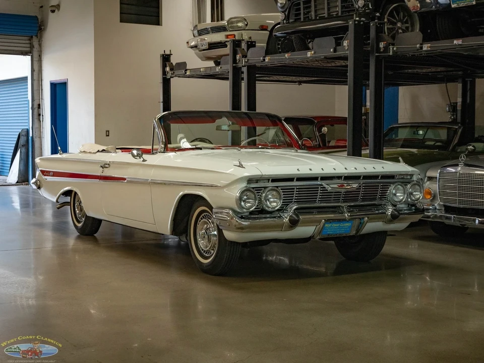 1961 Chevrolet Impala 3rd Gen - Image 11 of 21