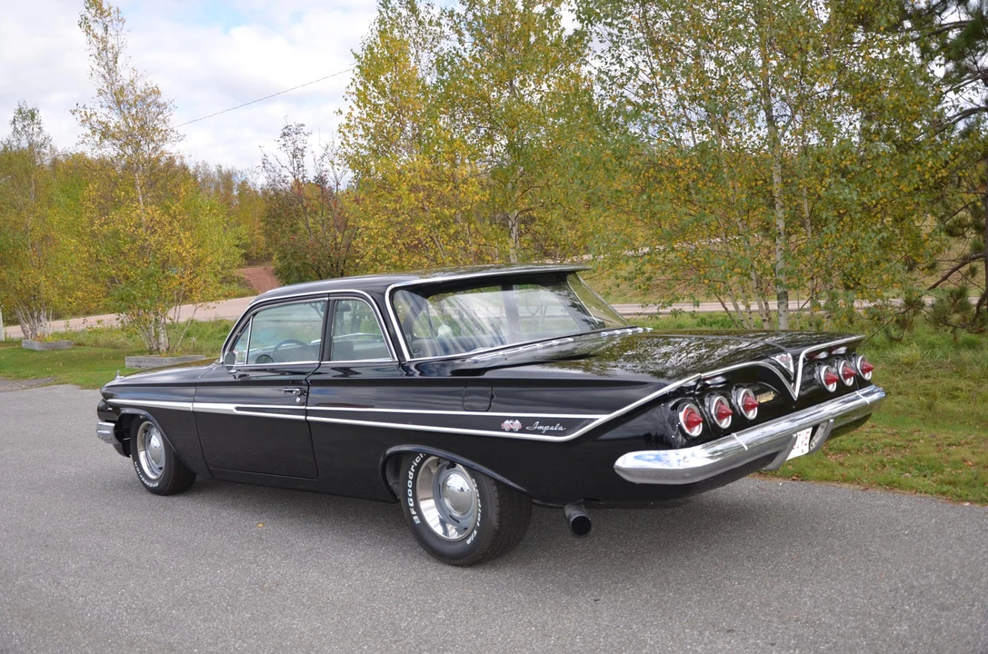 1961 Chevrolet Impala 3rd Gen - Image 9 of 31