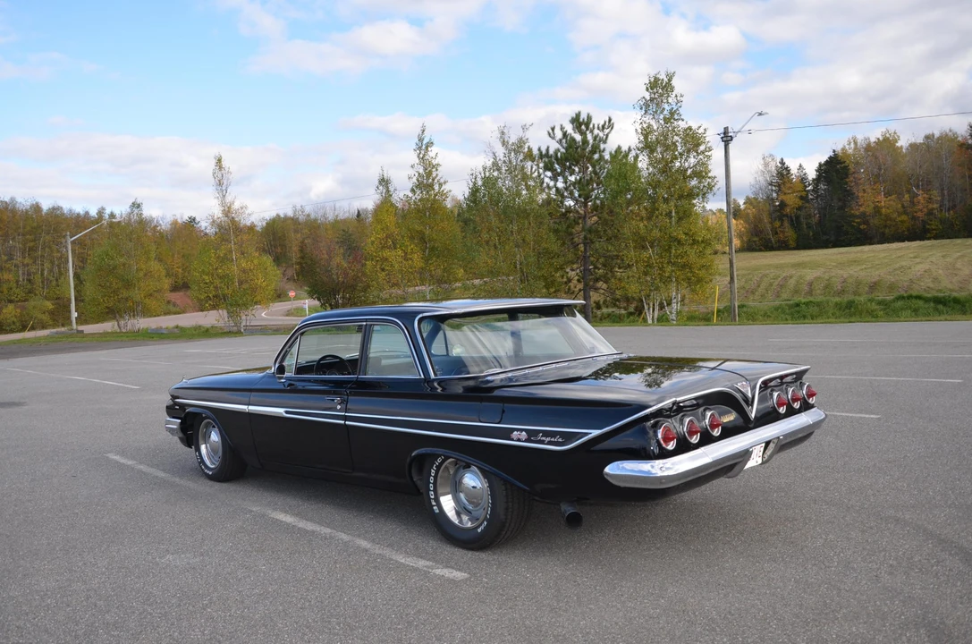 1961 Chevrolet Impala 3rd Gen - Image 8 of 31