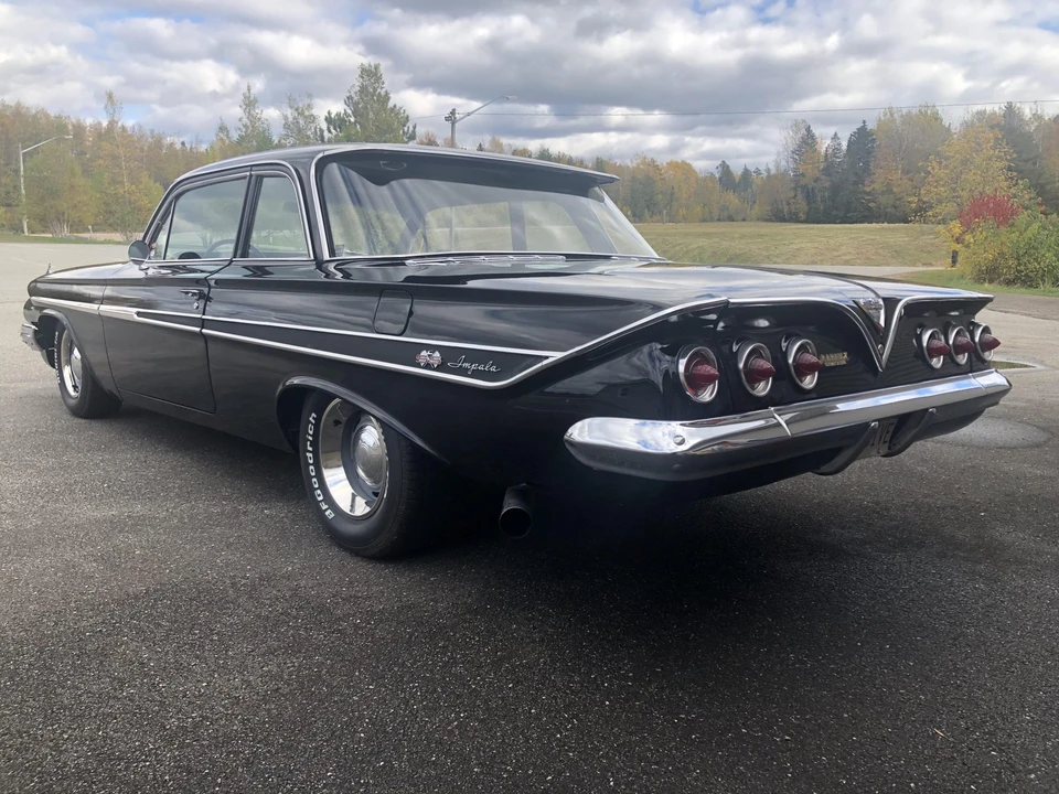 1961 Chevrolet Impala 3rd Gen - Image 11 of 31