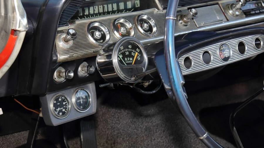 1961 Chevrolet Impala 3rd Gen - Image 22 of 23