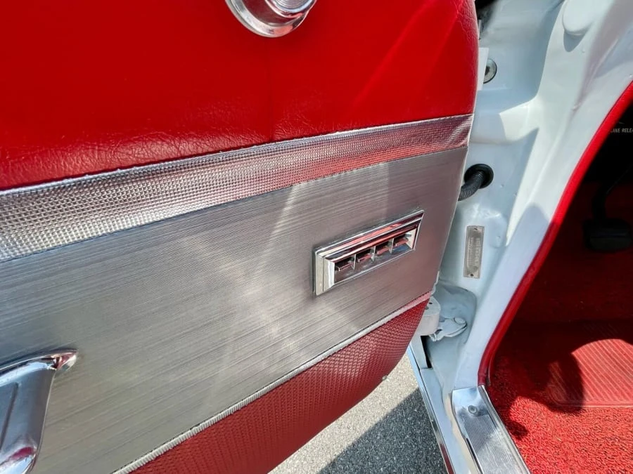 1961 Chevrolet Impala 3rd Gen - Image 16 of 20