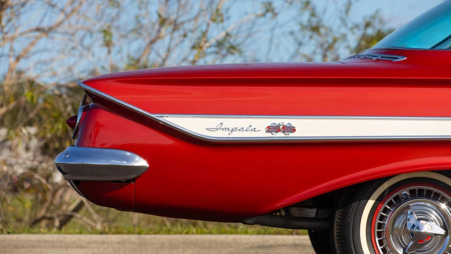 1961 Chevrolet Impala 3rd Gen - Image 16 of 20