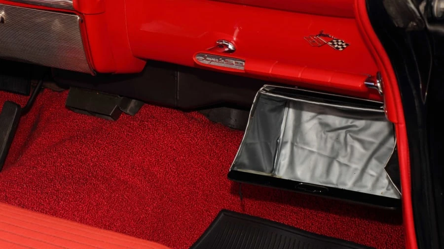 1961 Chevrolet Impala 3rd Gen - Image 25 of 26