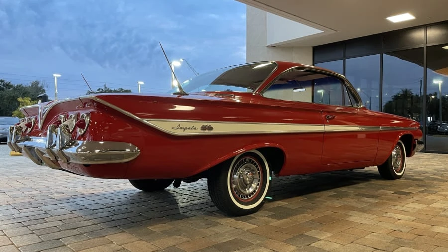 1961 Chevrolet Impala 3rd Gen - Image 16 of 19