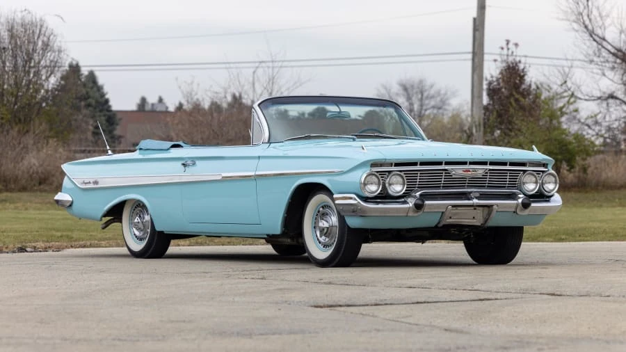 1961 Chevrolet Impala SS 3rd Gen - Image 17 of 31