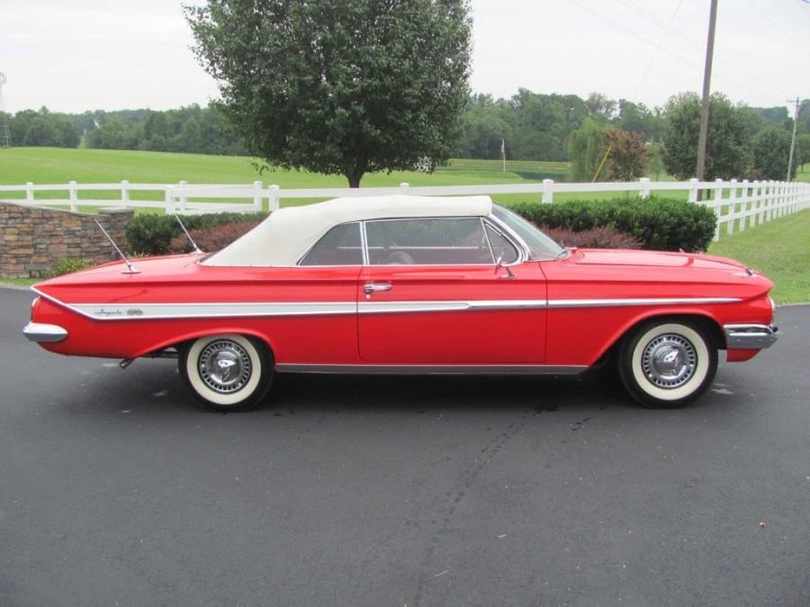 1961 Chevrolet Impala 3rd Gen - Image 2 of 8
