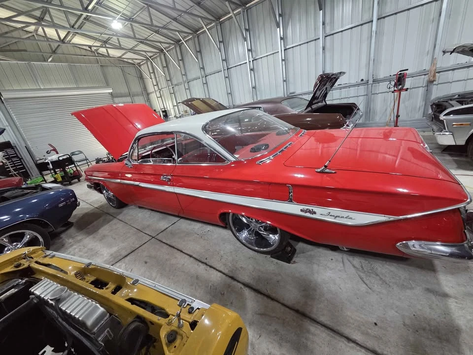 1961 Chevrolet Impala SS 3rd Gen - Image 20 of 20