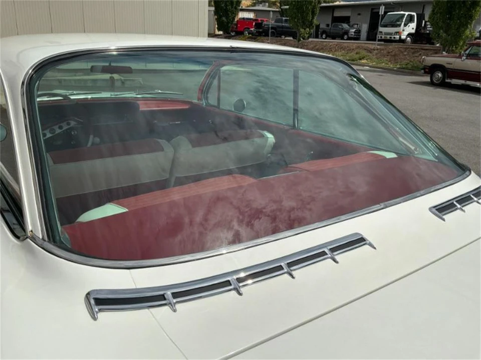 1961 Chevrolet Impala SS 3rd Gen - Image 6 of 30
