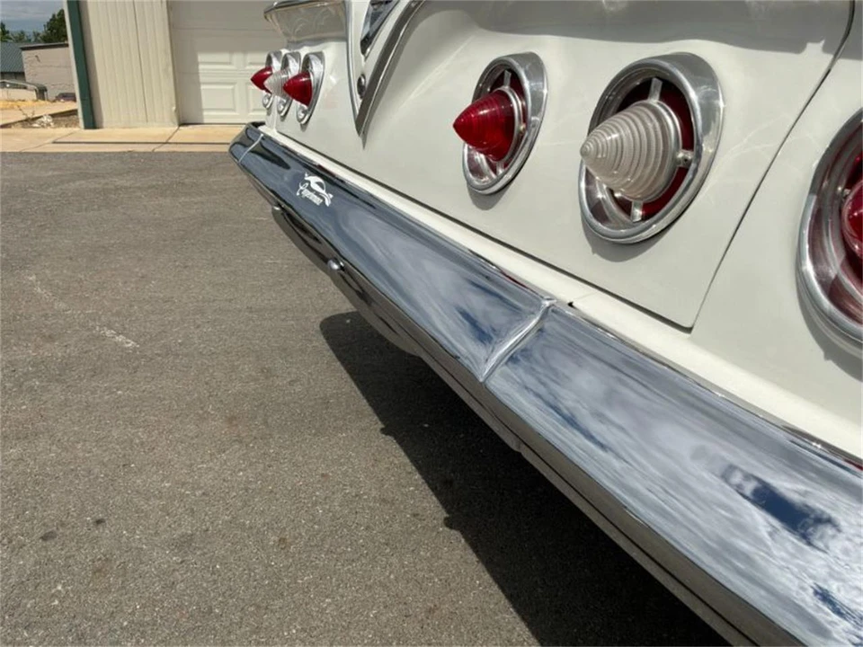 1961 Chevrolet Impala SS 3rd Gen - Image 9 of 30