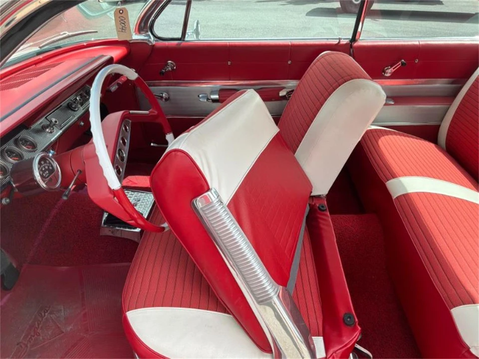 1961 Chevrolet Impala SS 3rd Gen - Image 19 of 30