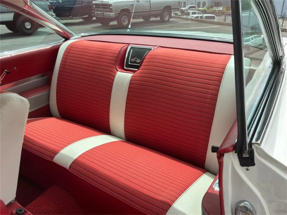 1961 Chevrolet Impala SS 3rd Gen - Image 21 of 30