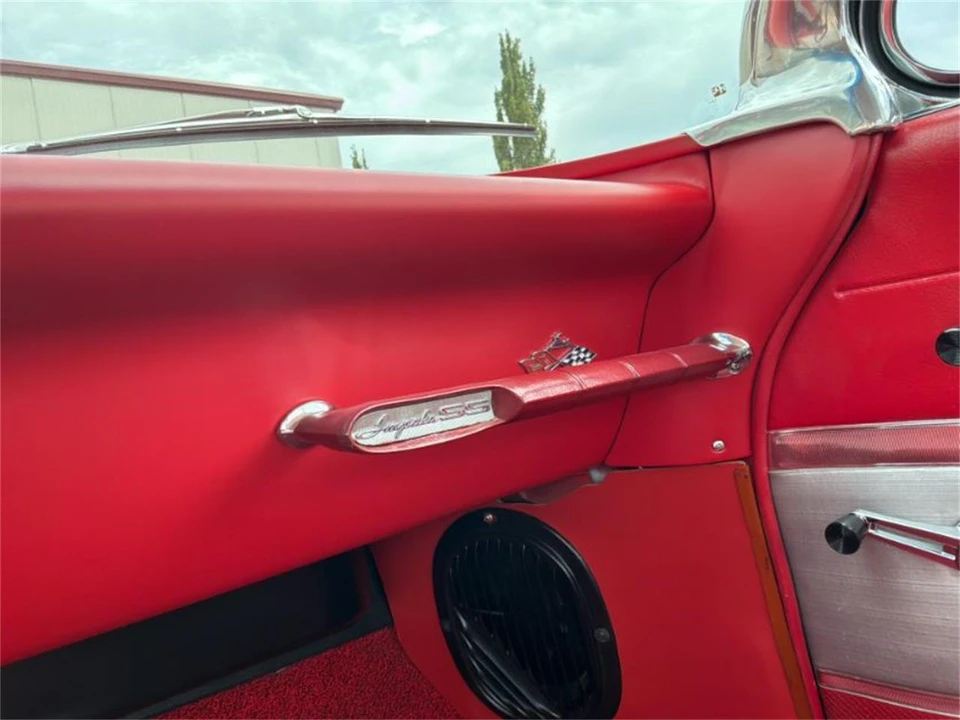 1961 Chevrolet Impala SS 3rd Gen - Image 27 of 30