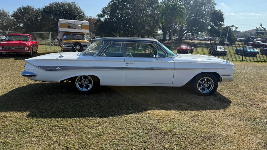 1961 Chevrolet Impala 2nd Gen - Image 2 of 10