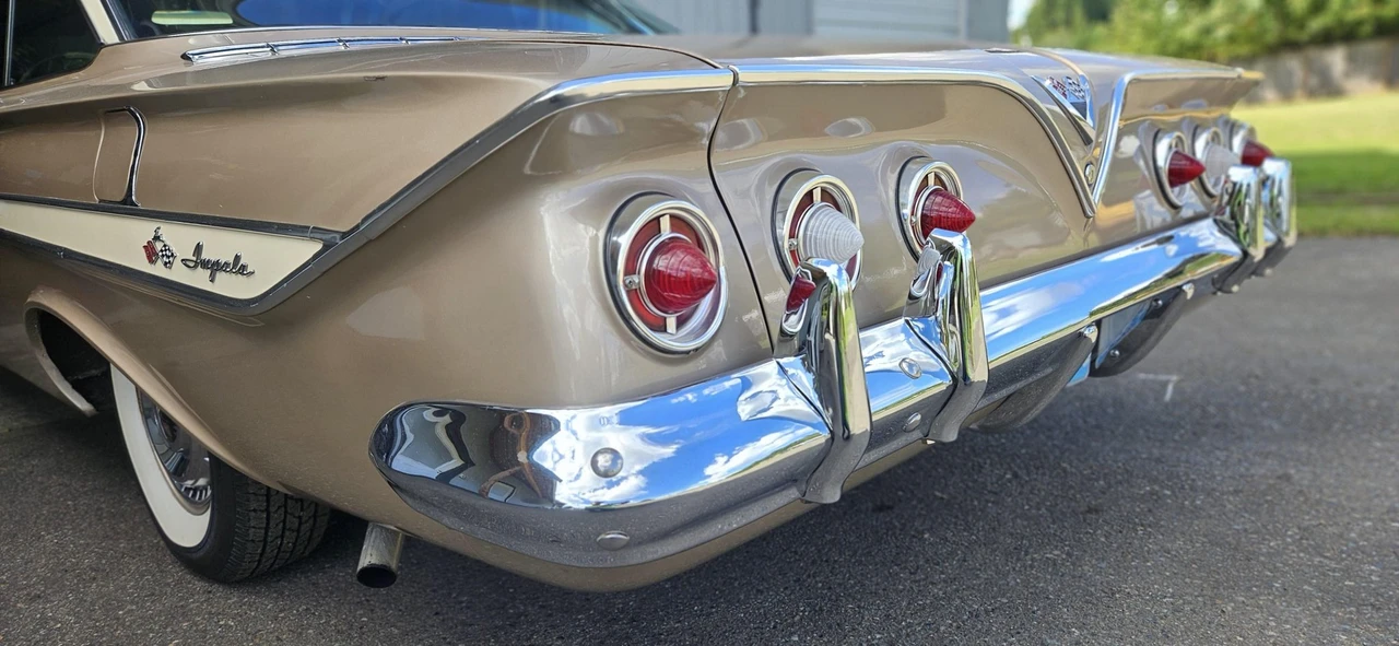 1961 Chevrolet Impala 3rd Gen - Image 25 of 31