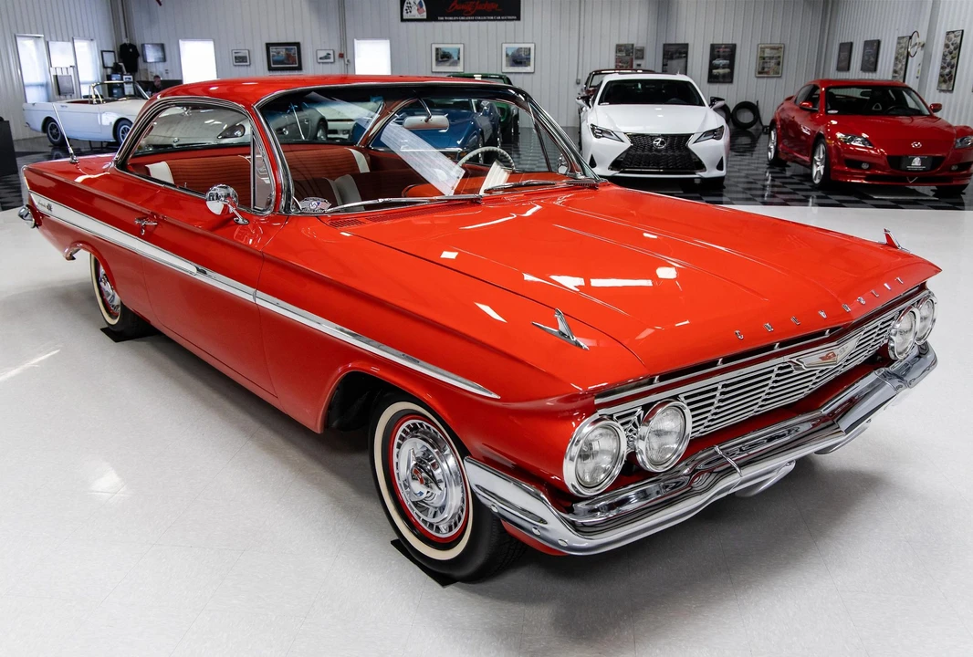 1961 Chevrolet Impala 3rd Gen - Image 25 of 31