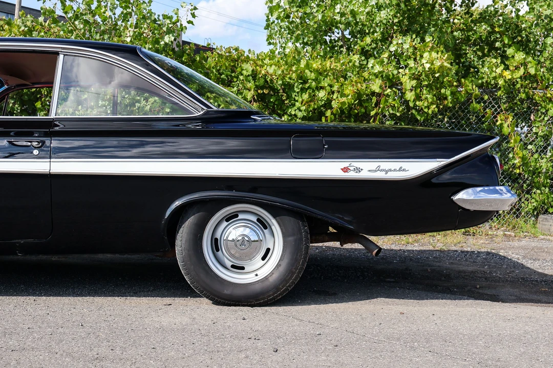 1961 Chevrolet Impala 3rd Gen - Image 19 of 31