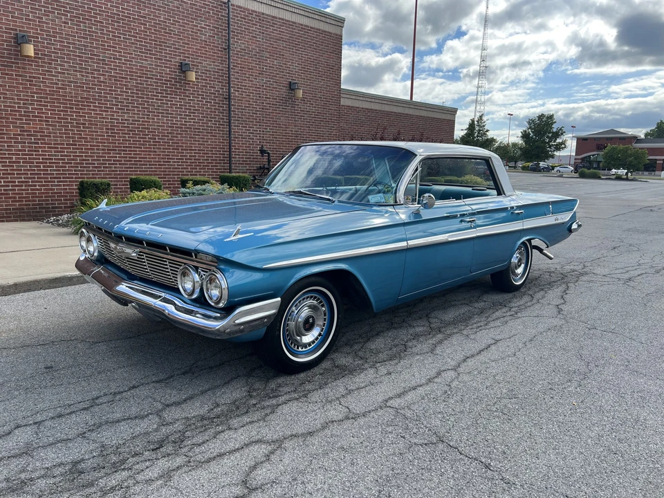 1961 Chevrolet Impala 3rd Gen - Image 10 of 31