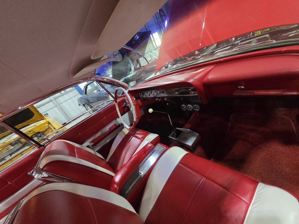 1961 Chevrolet Impala 3rd Gen - Image 17 of 25