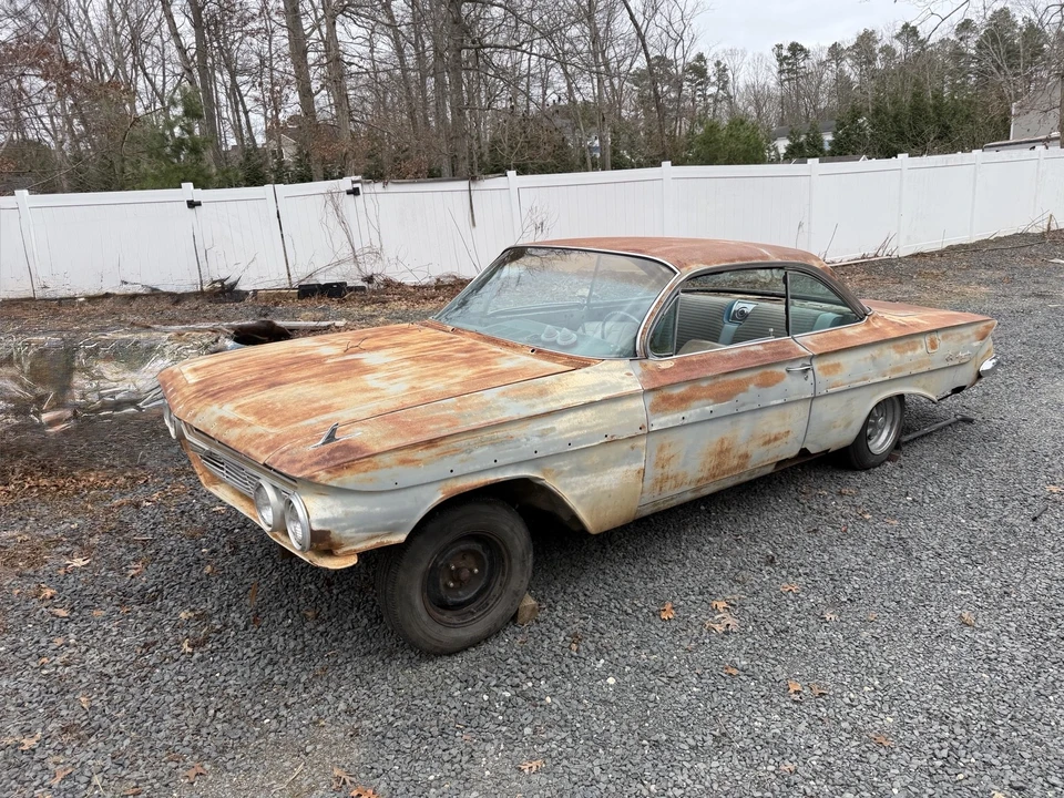 1961 Chevrolet Impala 3rd Gen - Image 2 of 31