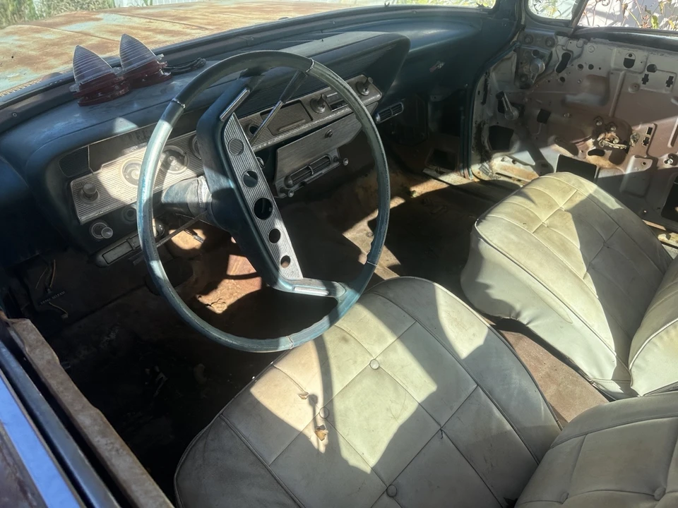 1961 Chevrolet Impala 3rd Gen - Image 24 of 31