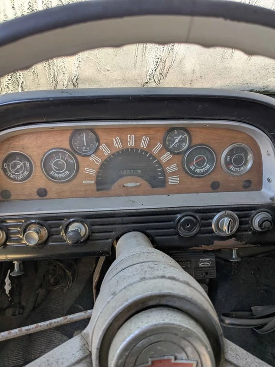 1961 Chevrolet Task Force - Image 15 of 20