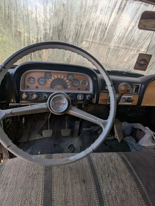 1961 Chevrolet Task Force - Image 16 of 20