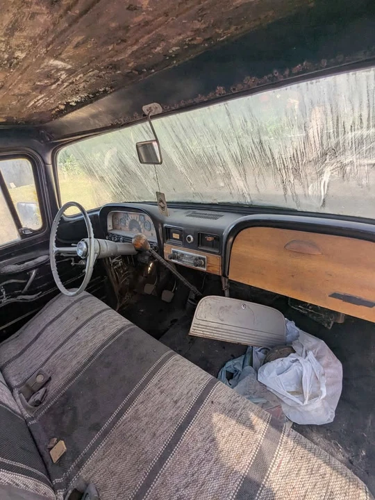 1961 Chevrolet Task Force - Image 9 of 20
