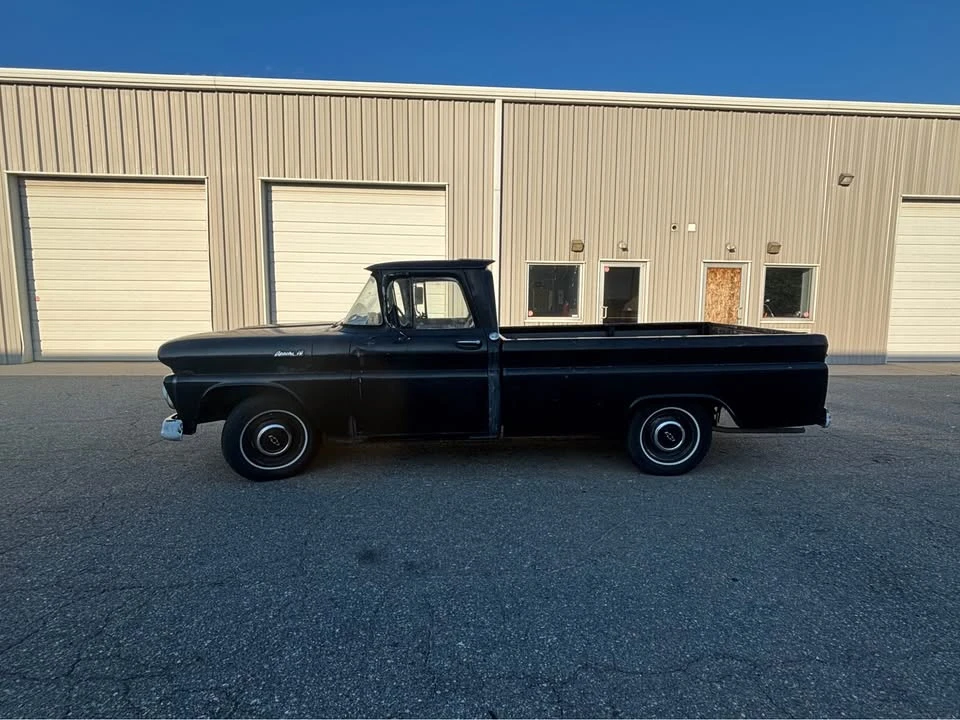 1961 Chevrolet Task Force - Image 6 of 16