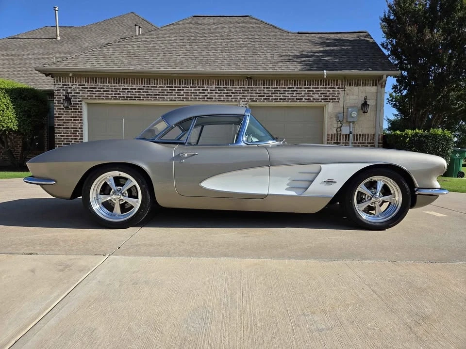 1961 Chevrolet Corvette C1 - Image 4 of 14