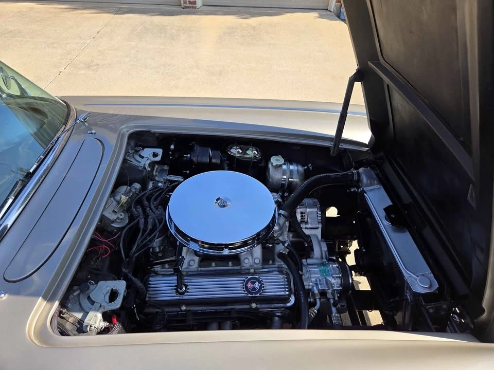 1961 Chevrolet Corvette C1 - Image 9 of 14