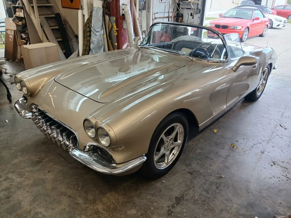1961 Chevrolet Corvette C1 - Image 8 of 12