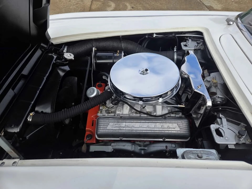 1961 Chevrolet Corvette C1 - Image 16 of 17