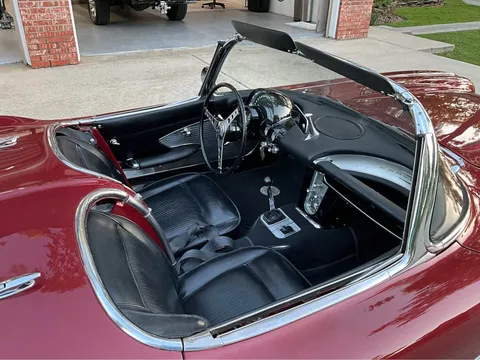 1961 Chevrolet Corvette C1 - Image 2 of 20