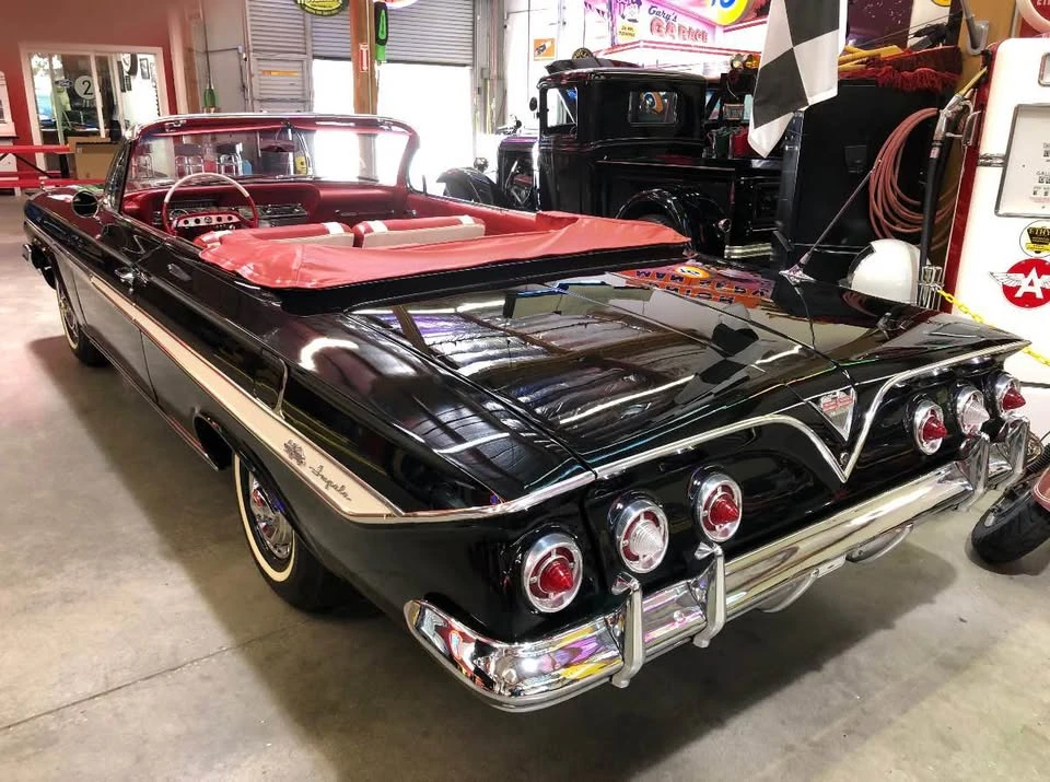 1961 Chevrolet Impala 2nd Gen - Image 5 of 18