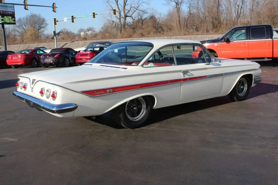 1961 Chevrolet Impala 3rd Gen - Image 19 of 20