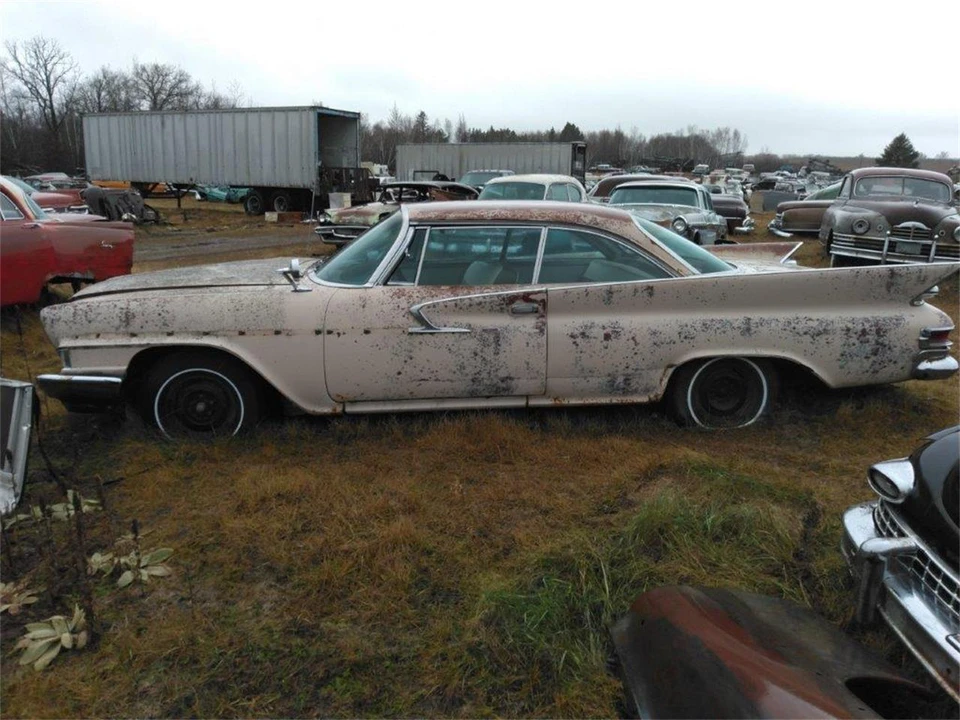 1961 Chrysler Windsor - Image 4 of 17