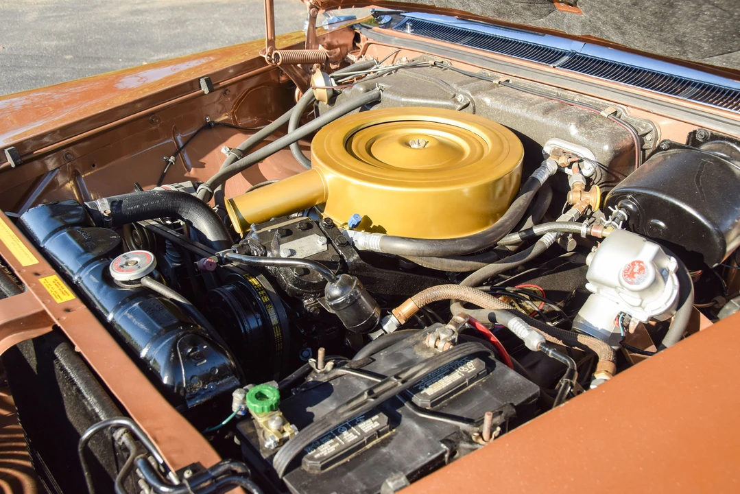 1961 Chrysler Imperial 2nd Gen - Image 11 of 17