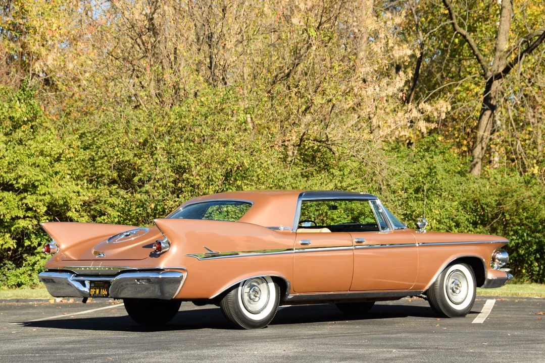 1961 Chrysler Imperial 2nd Gen - Image 8 of 17