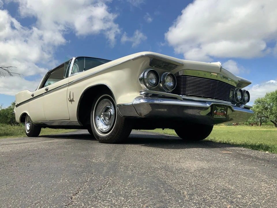 1961 Chrysler Imperial 2nd Gen - Image 28 of 31