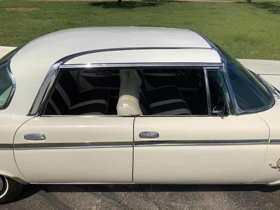 1961 Chrysler Imperial 2nd Gen - Image 25 of 31