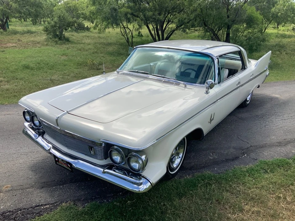 1961 Chrysler Imperial 2nd Gen - Image 7 of 31