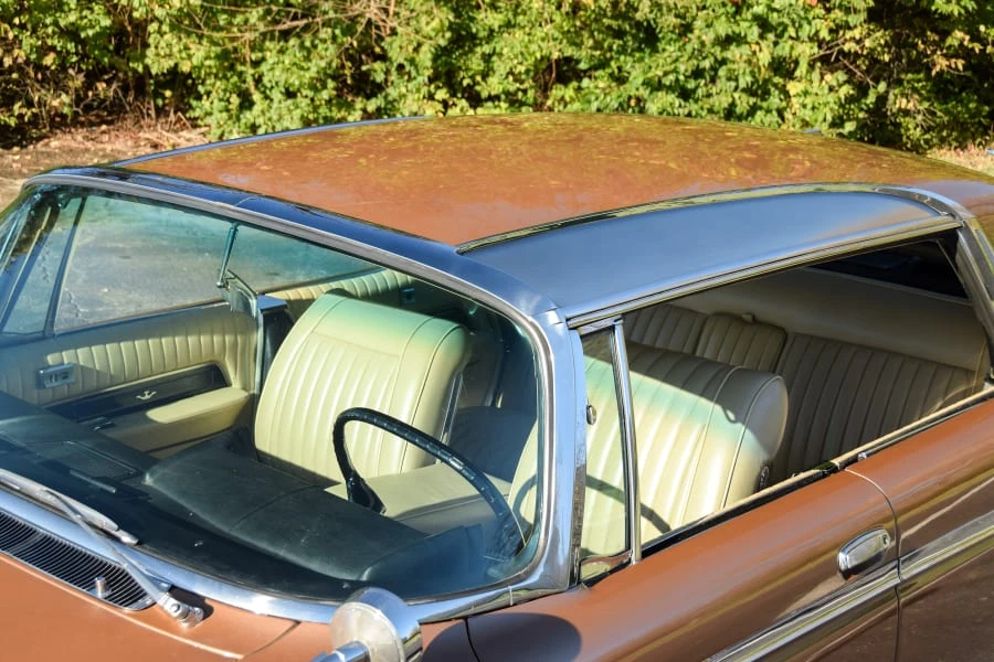 1961 Chrysler Imperial 2nd Gen - Image 9 of 12