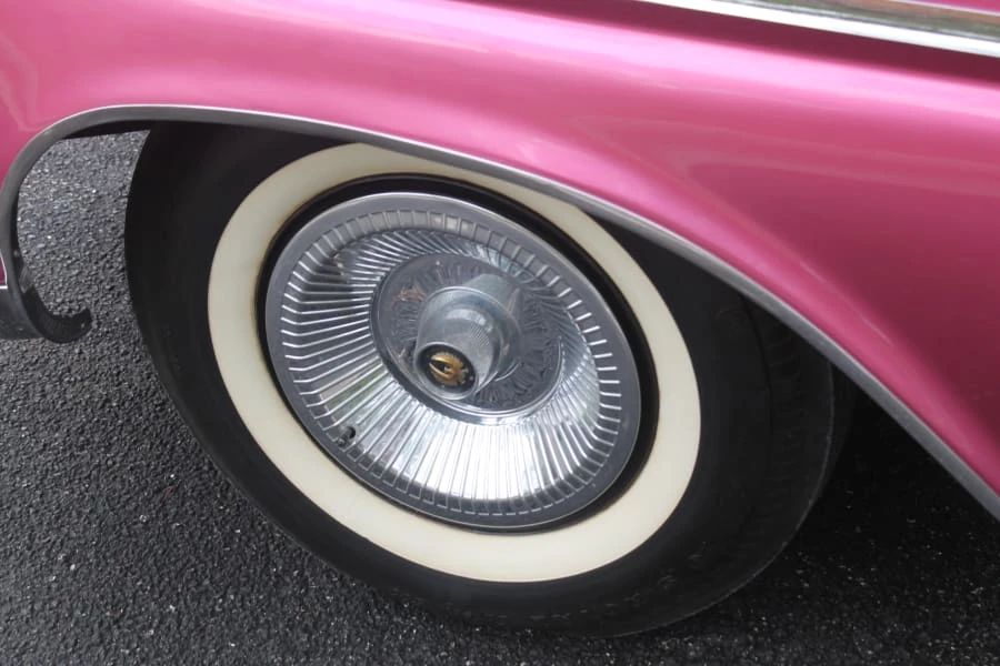 1961 Chrysler Imperial 2nd Gen - Image 20 of 25