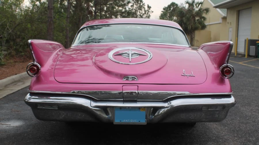 1961 Chrysler Imperial 2nd Gen - Image 24 of 25