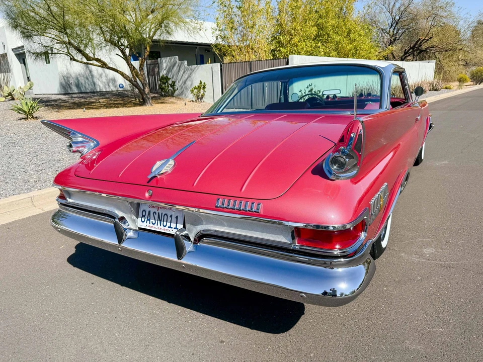 1961 Chrysler New Yorker - Image 17 of 31