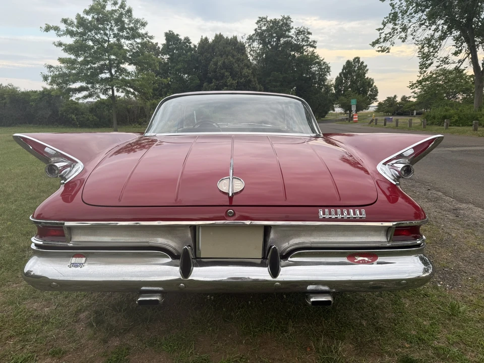 1961 Chrysler New Yorker - Image 4 of 31