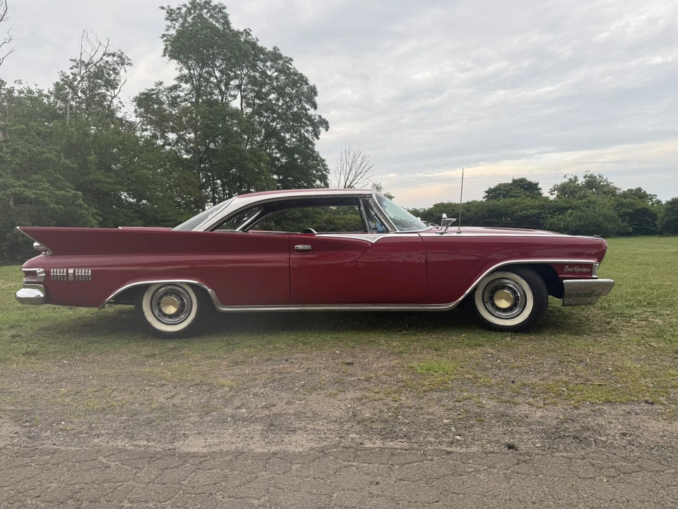 1961 Chrysler New Yorker - Image 5 of 31