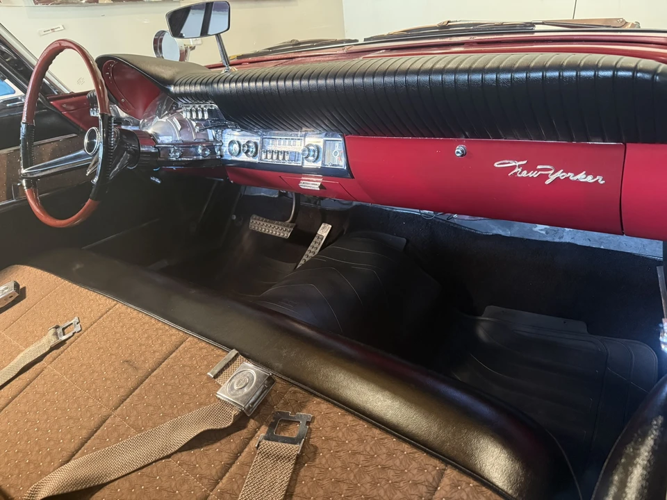 1961 Chrysler New Yorker - Image 15 of 31